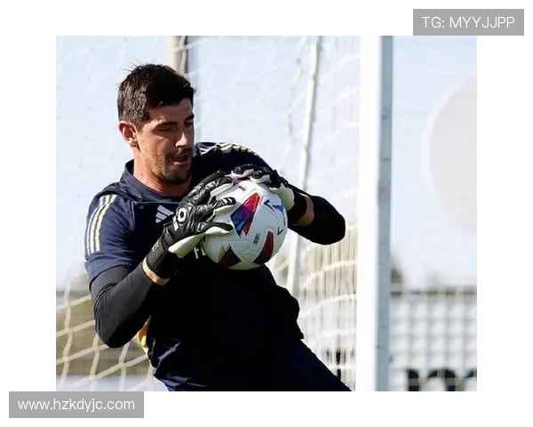 皇马防守波动根源分析:战术与人员双重因素下的稳定性考验 皇马防守波动根源分析:战术与人员双重因素下的稳定性考验