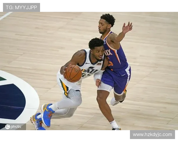 康利利用挡拆组织冲击，助力爵士提升季后赛进攻效率
